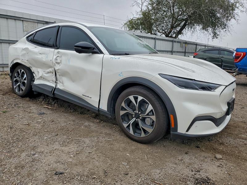 Фото 4 - FORD MUSTANG