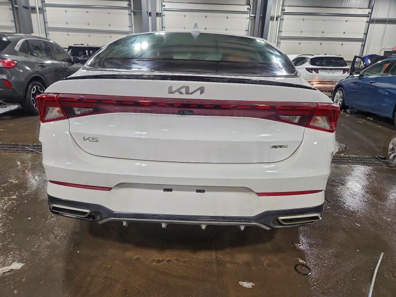 Фото 6 - KIA K5