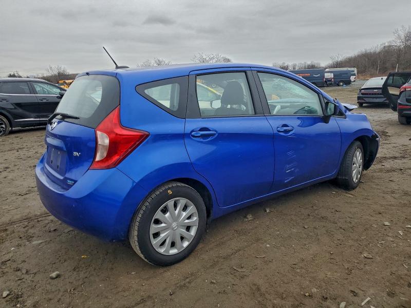Фото 3 - NISSAN VERSA