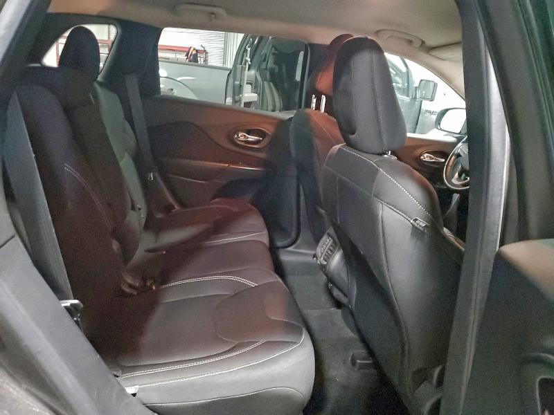 Фото 11 - JEEP GRAND CHER