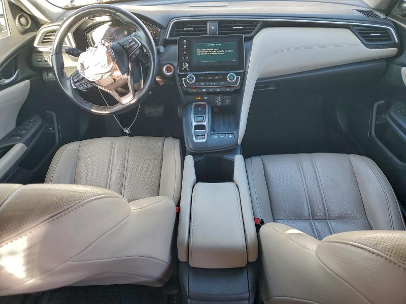 Фото 8 - HONDA INSIGHT