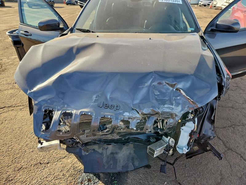 Фото 12 - JEEP GRAND CHER