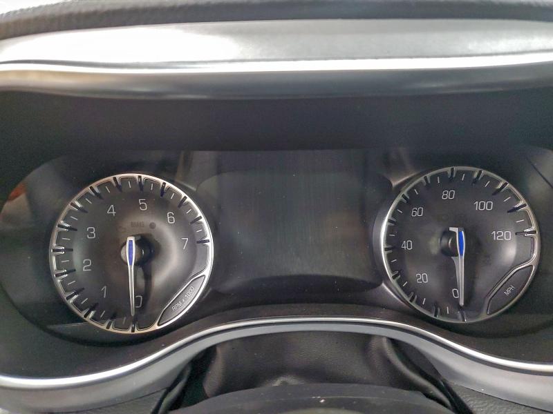 Фото 9 - CHRYSLER PACIFICA