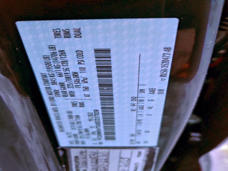 Фото 10 - FORD F550