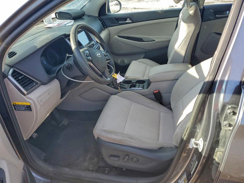 Фото 7 - HYUNDAI TUCSON