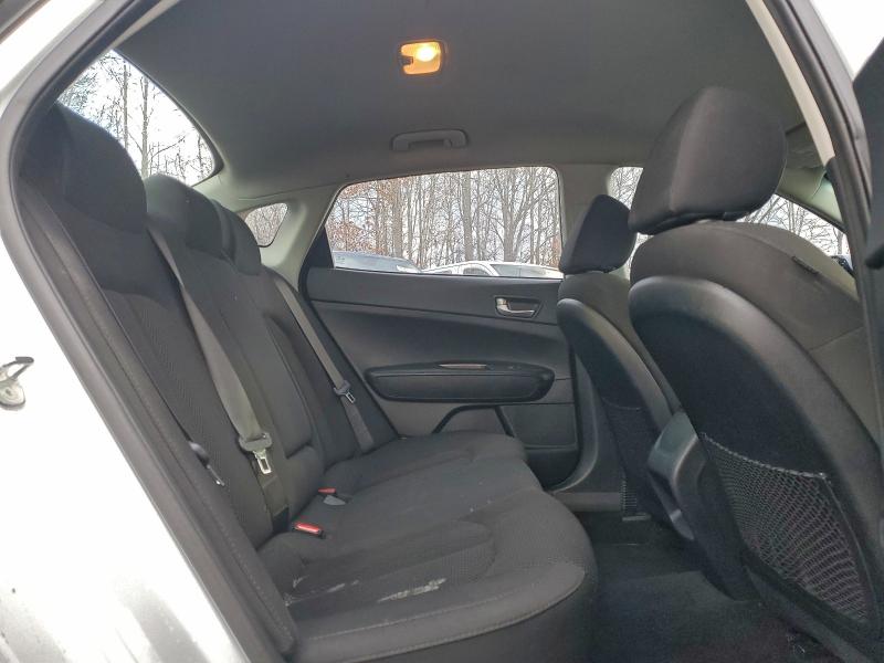 Фото 10 - KIA OPTIMA