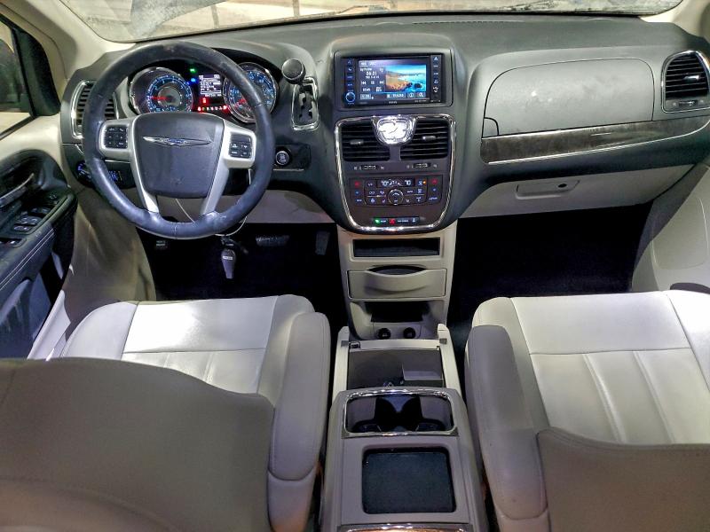 Фото 8 - CHRYSLER MINIVAN