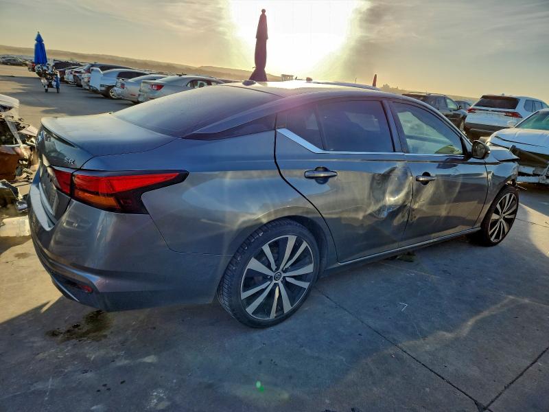 Фото 3 - NISSAN ALTIMA