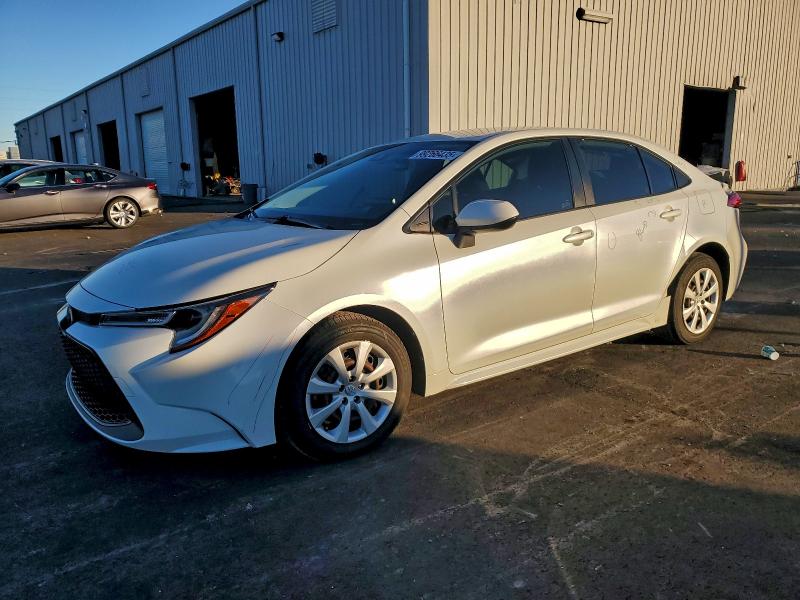 Фото 1 - TOYOTA COROLLA