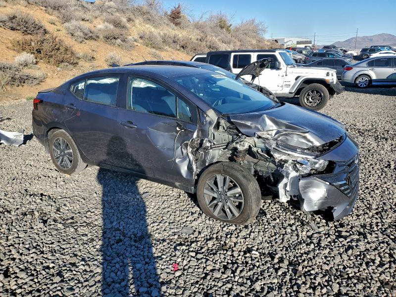 Фото 4 - NISSAN VERSA