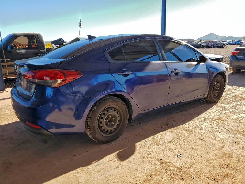 Фото 3 - KIA FORTE