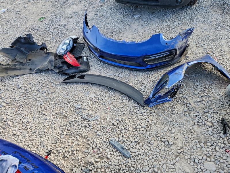 Фото 12 - PORSCHE 911