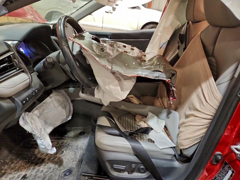 Фото 7 - TOYOTA CAMRY