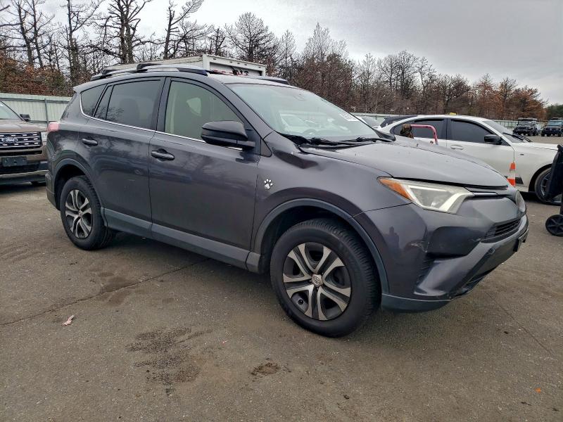 Фото 4 - TOYOTA RAV4