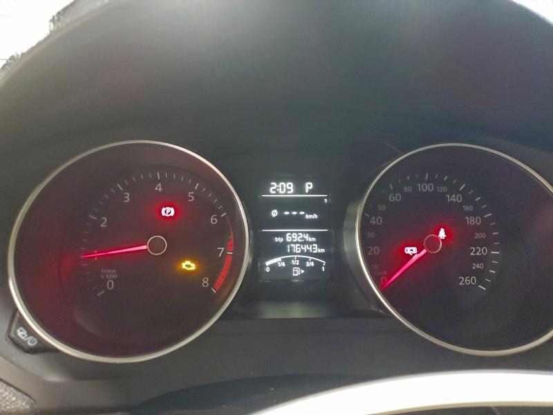 Фото 9 - VOLKSWAGEN JETTA