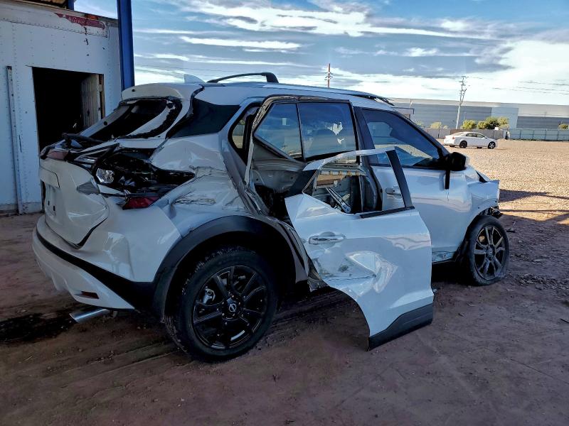 Фото 3 - NISSAN KICKS