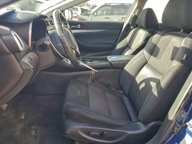 Фото 7 - NISSAN MAXIMA