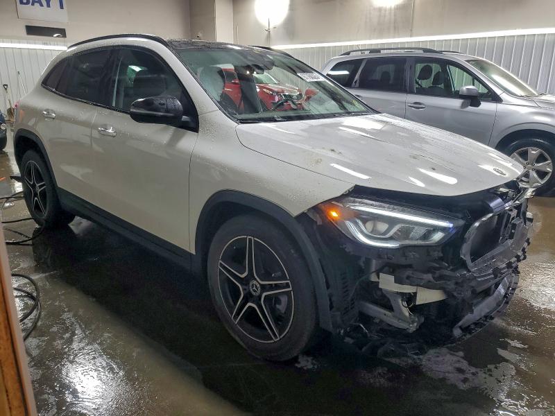 Фото 4 - MERCEDES-BENZ GLA-CLASS
