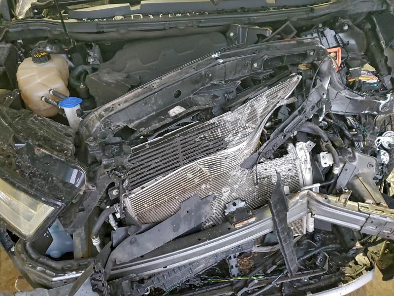 Фото 12 - FORD EDGE