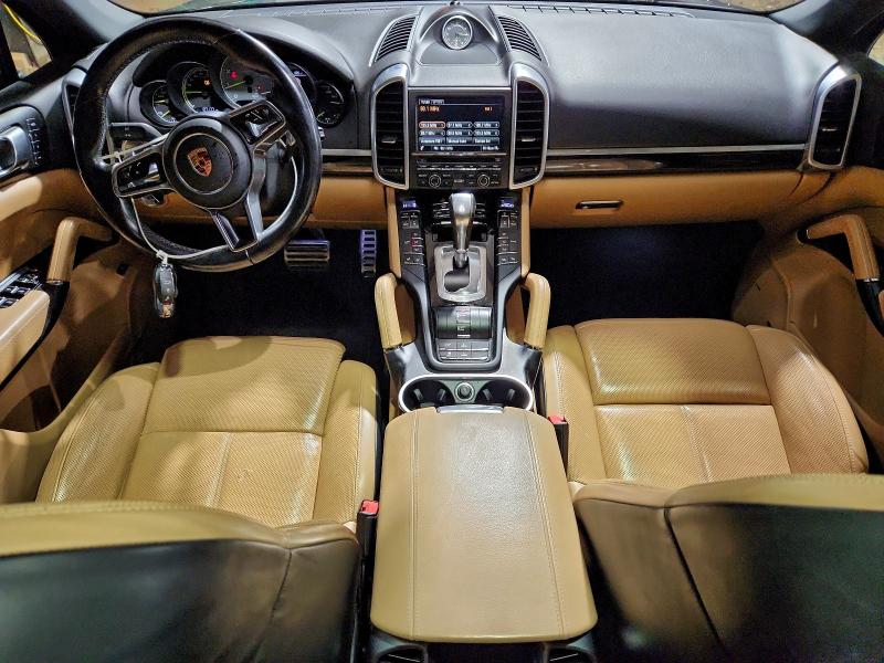 Фото 8 - PORSCHE CAYENNE