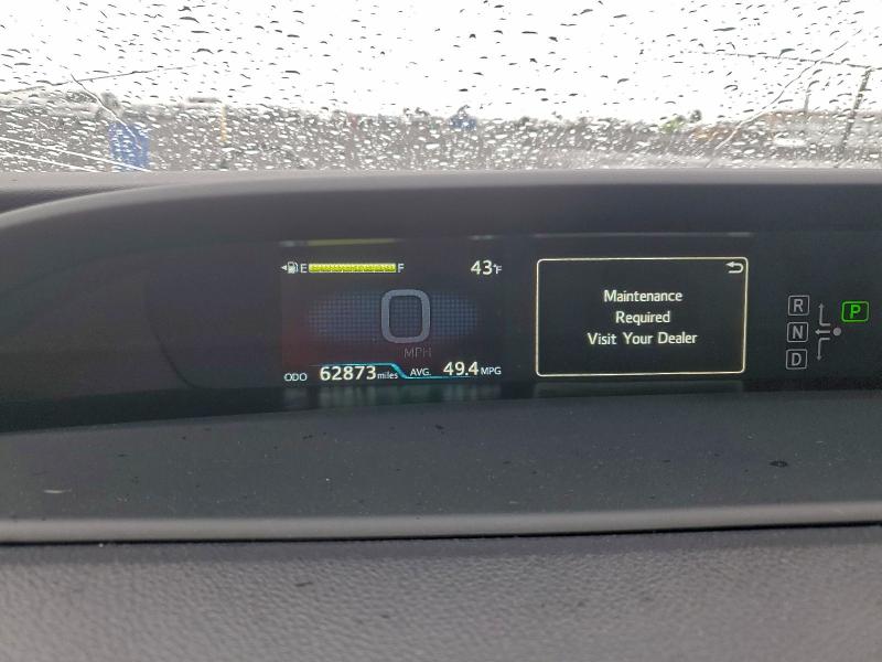 Фото 9 - TOYOTA PRIUS