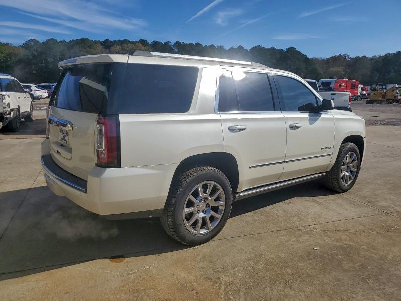 Фото 3 - GMC YUKON