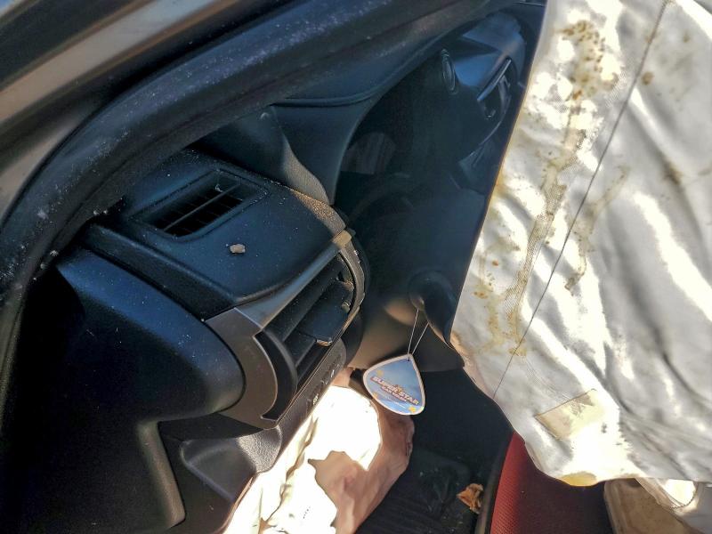 Фото 9 - LEXUS IS