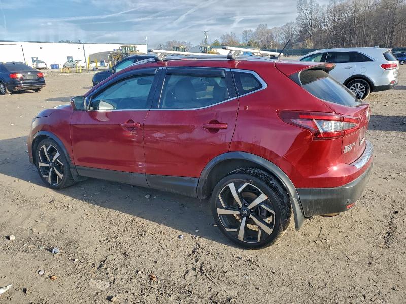 Фото 2 - NISSAN ROGUE