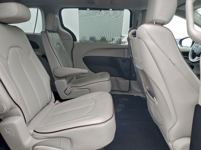 CHRYSLER PACIFICA 2017 VIN 2C4RC1GG5HR643338