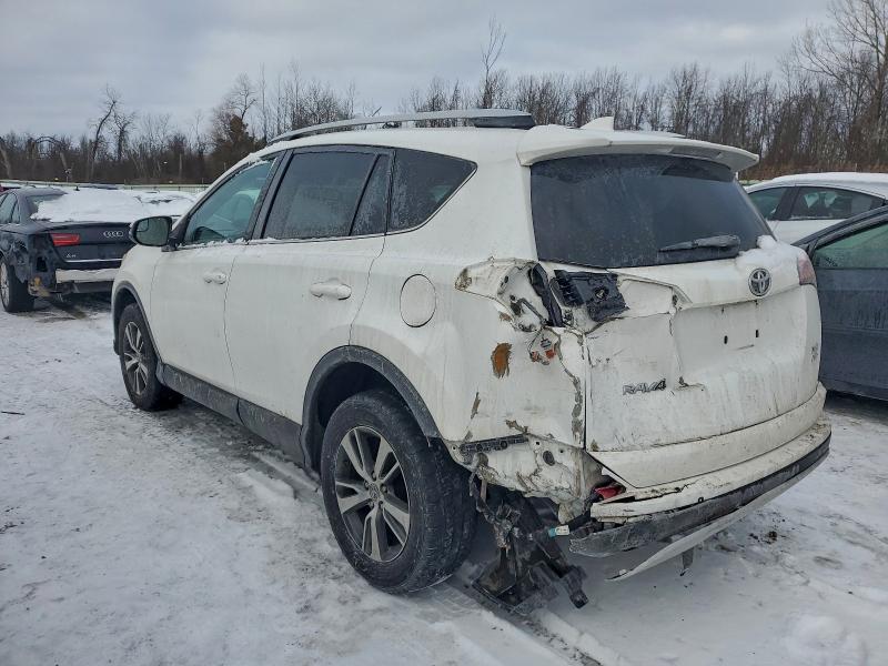 Фото 2 - TOYOTA RAV4