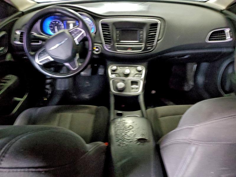 Фото 8 - CHRYSLER 200