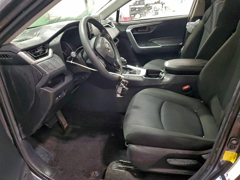 Фото 7 - TOYOTA RAV4