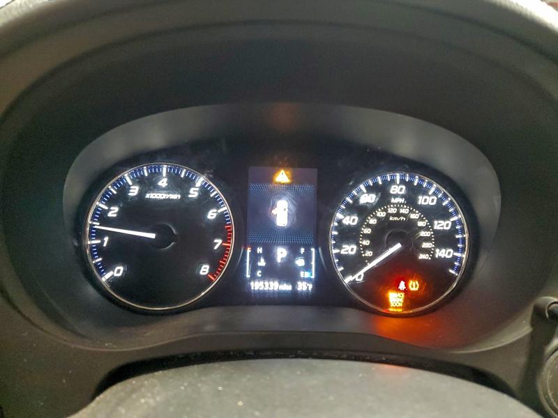 Фото 9 - MITSUBISHI OUTLANDER