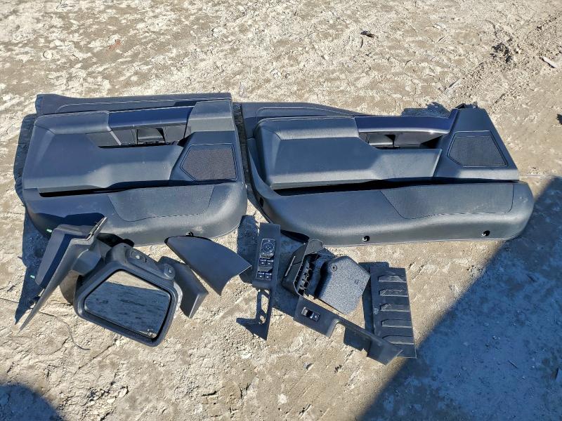 Фото 12 - FORD F-150