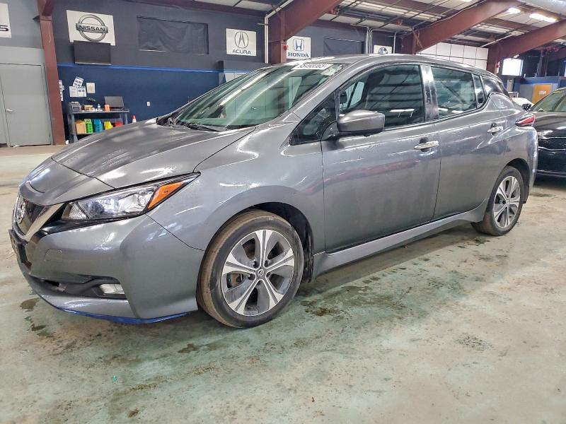 Фото 1 - NISSAN LEAF