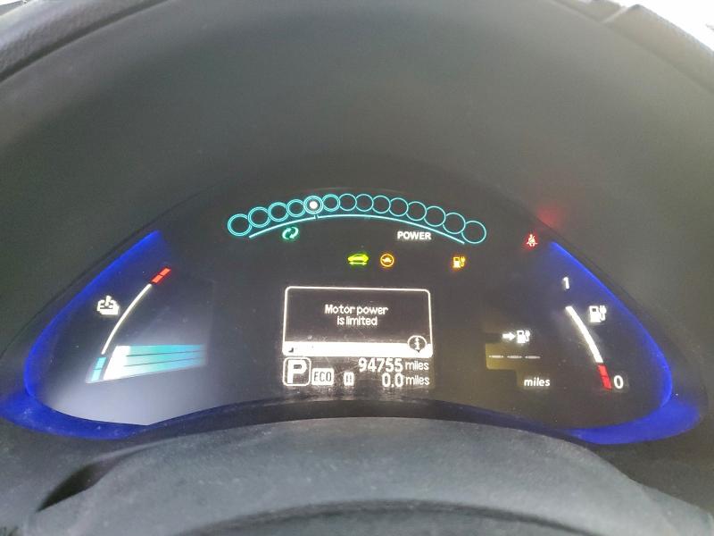 Фото 9 - NISSAN LEAF