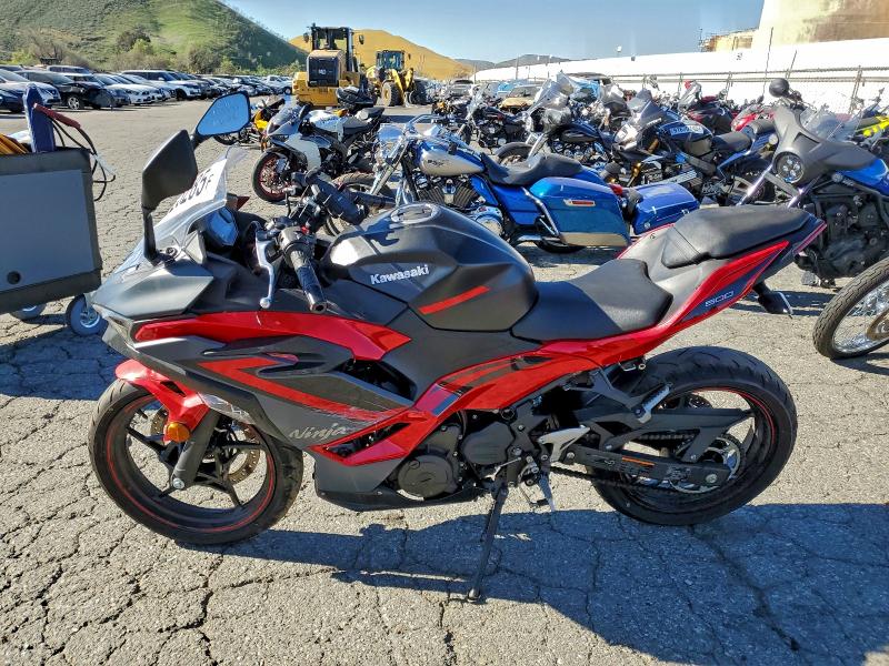 KAWASAKI NINJA 500 2025