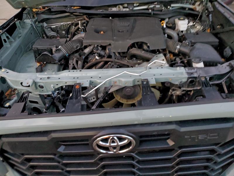 Фото 11 - TOYOTA TUNDRA