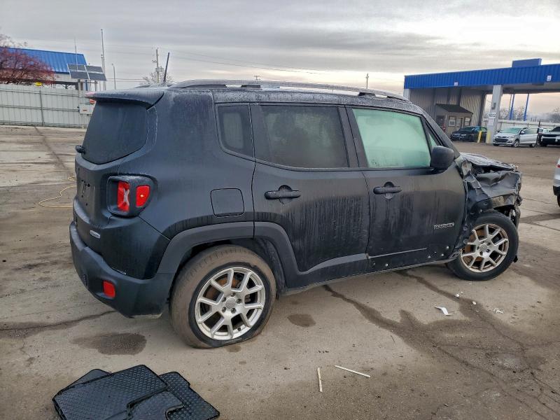 Фото 3 - JEEP RENEGADE