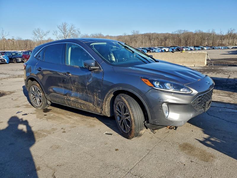 Фото 4 - FORD ESCAPE