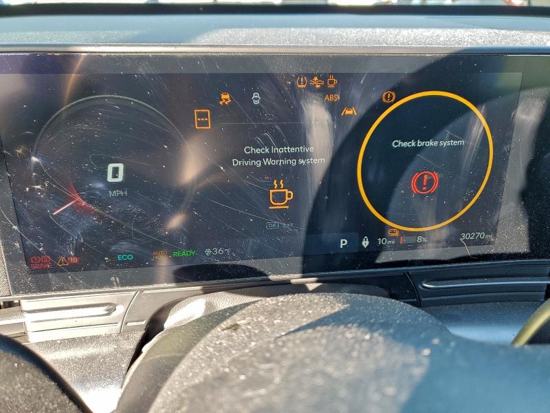 Фото 9 - HYUNDAI KONA