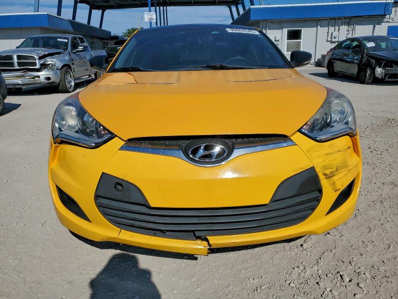 Фото 5 - HYUNDAI VELOSTER