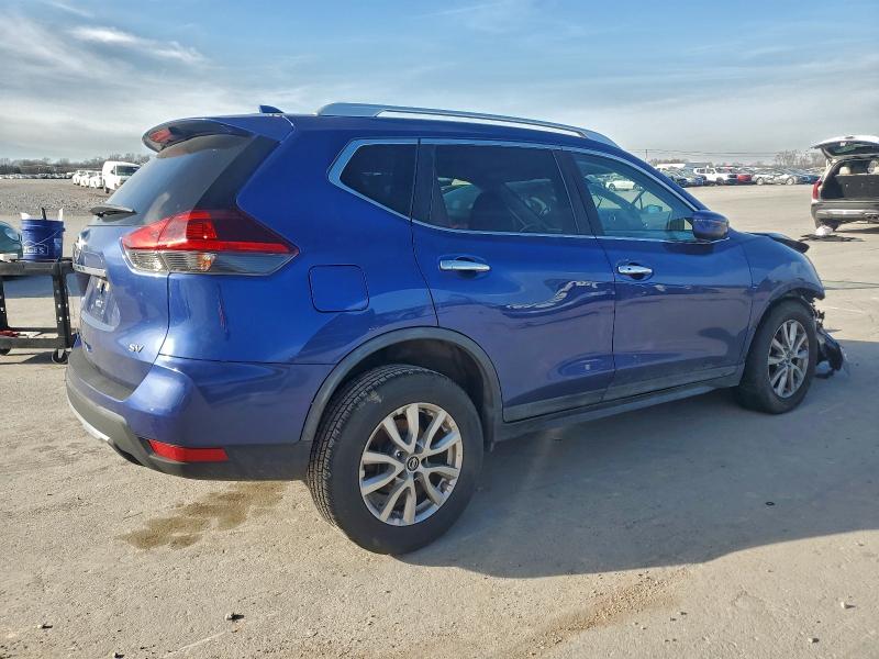 Фото 3 - NISSAN ROGUE