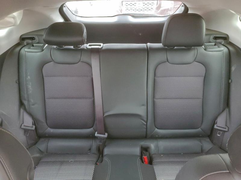 Фото 10 - CHEVROLET TRAX