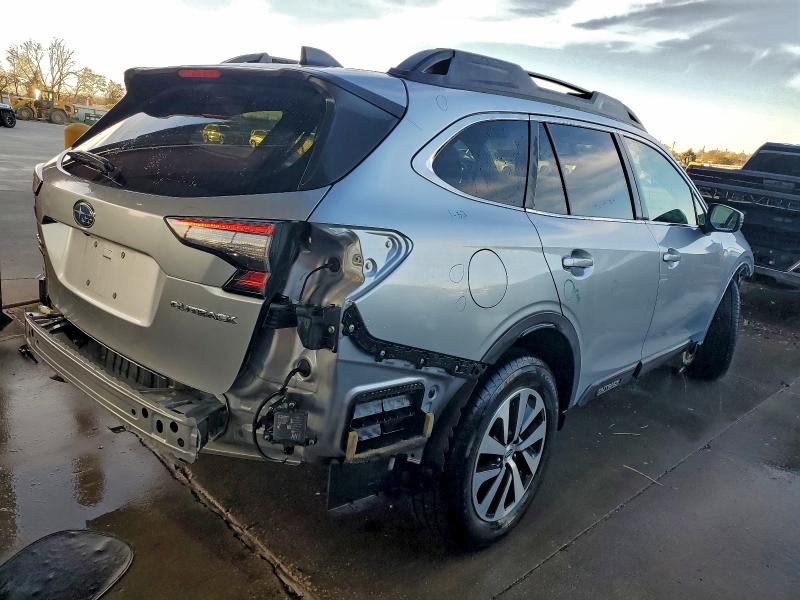 Фото 3 - SUBARU OUTBACK