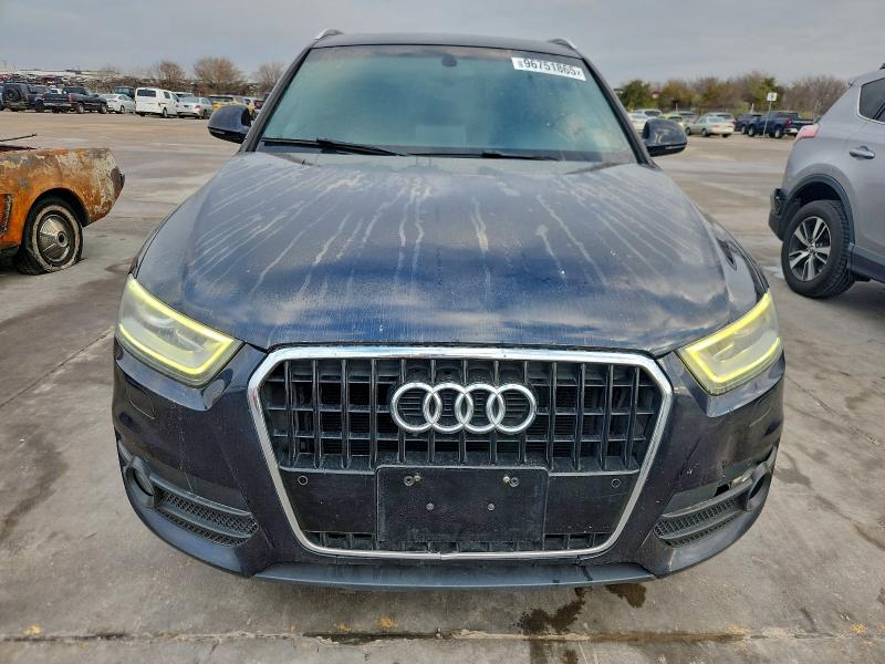 Фото 5 - AUDI Q3