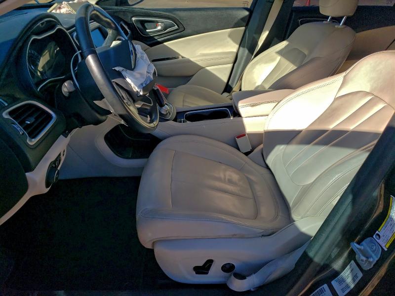 Фото 7 - CHRYSLER 200