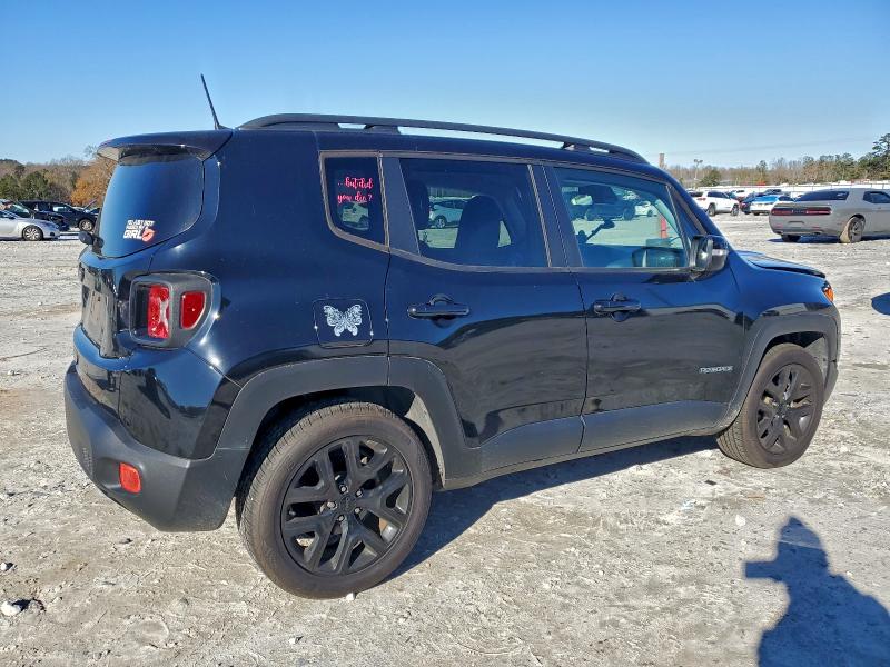 Фото 3 - JEEP RENEGADE