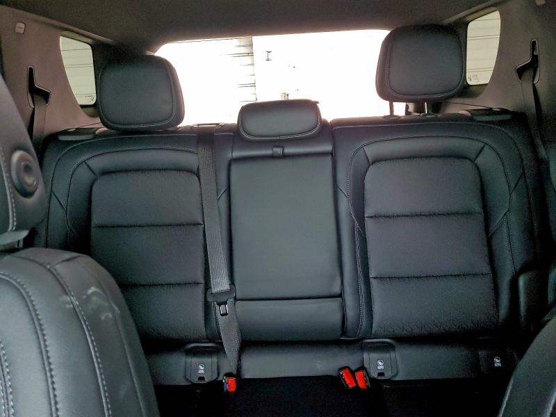 Фото 10 - CHEVROLET EQUINOX