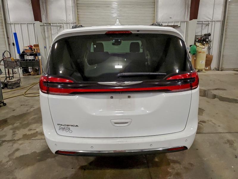 Фото 6 - CHRYSLER PACIFICA